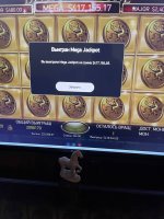 Джекпот в Divine Fortune в Marathon Bet Casino (Марафон Бет Казино) Джекпот в Divine Fortune в Marathon Bet Casino (Марафон Бет Казино)